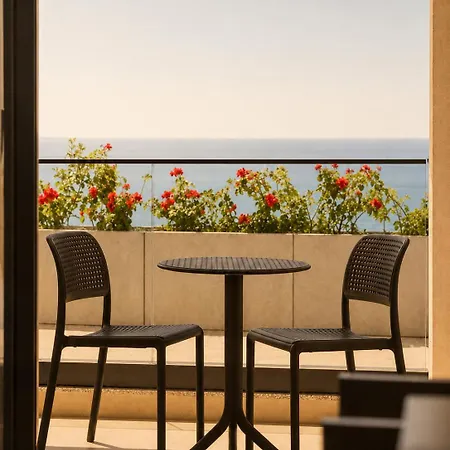 Hotell Chaonian