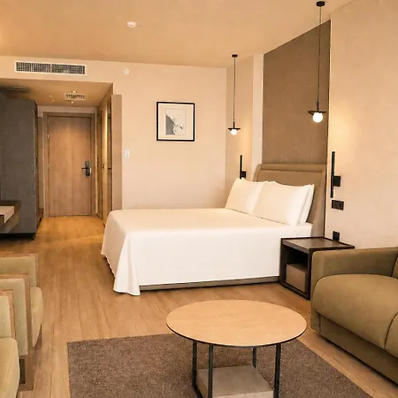 Chaonian Hotell 5*
