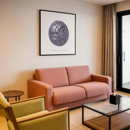 Hotell Chaonian 5*